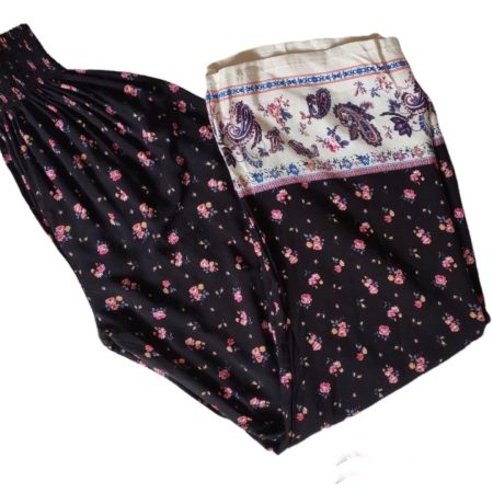 Pantalon negro florado Talla M Zen Bazar Perú