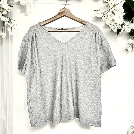 Blusa de Brillos . Talla XL Blusas XL Zen Bazar Perú