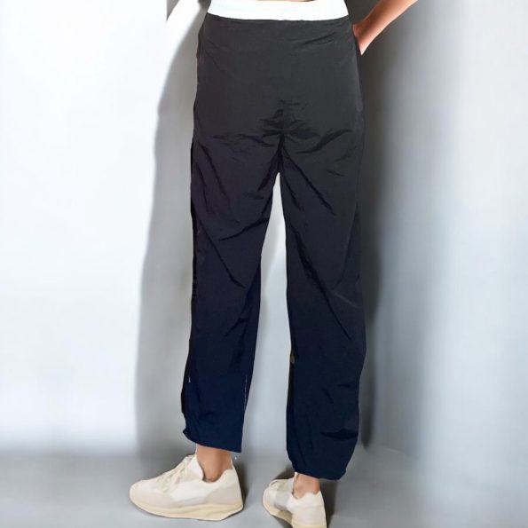 Pantalon  Negro Parachute . Talla L Talla L Zen Bazar Perú