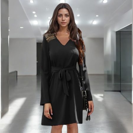 Elegante Vestido negro Talla M Zen Bazar Perú