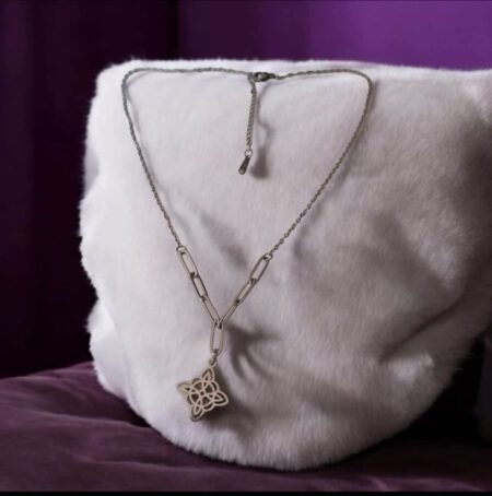 Collar nudo de bruja de Mujer Collares Zen Bazar Perú