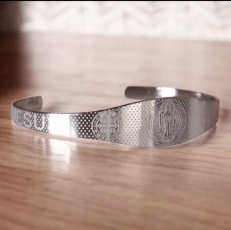 Pulsera de Hombre San Benito Acero Inoxidable Joyas San Benito Zen Bazar Perú